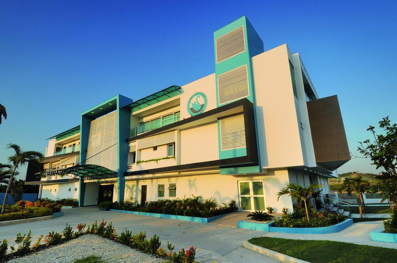 בארנקווילה Hotel Campestre El Cisne מראה חיצוני תמונה