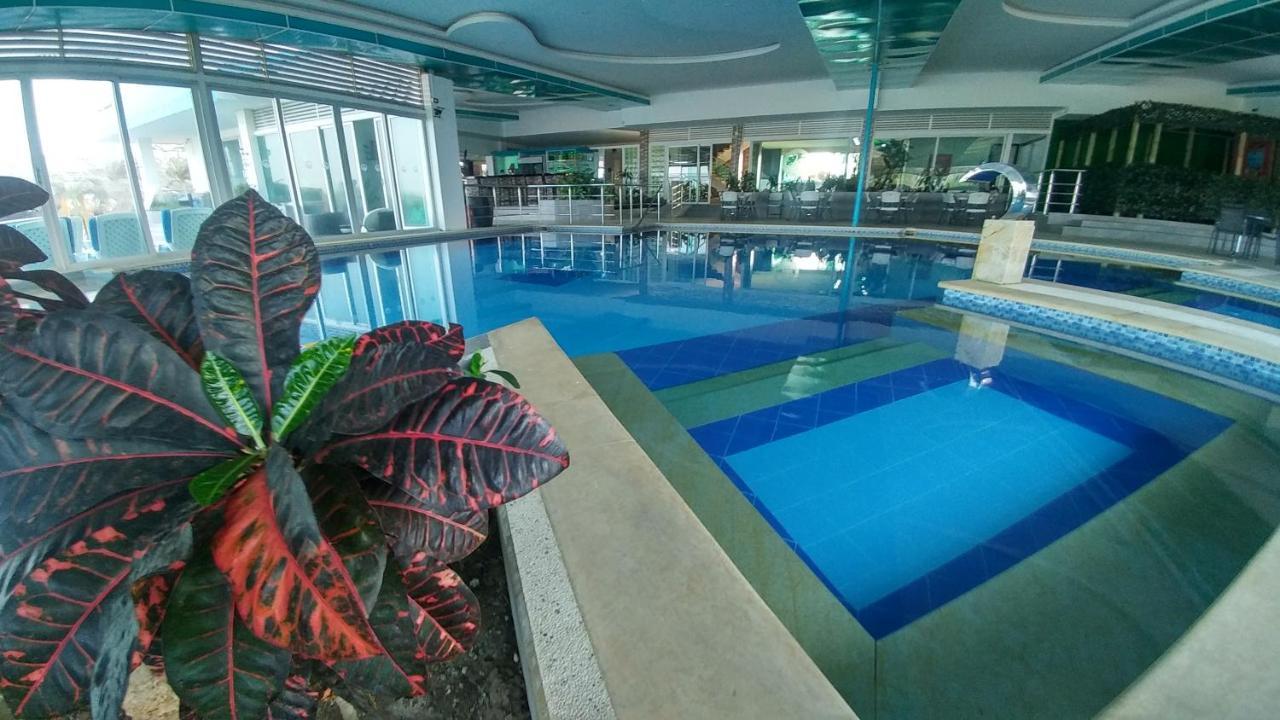 בארנקווילה Hotel Campestre El Cisne מראה חיצוני תמונה